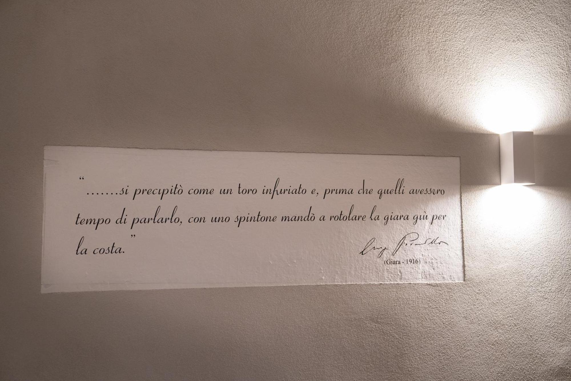 Villa Pirandello อากริเจนโต ภายนอก รูปภาพ